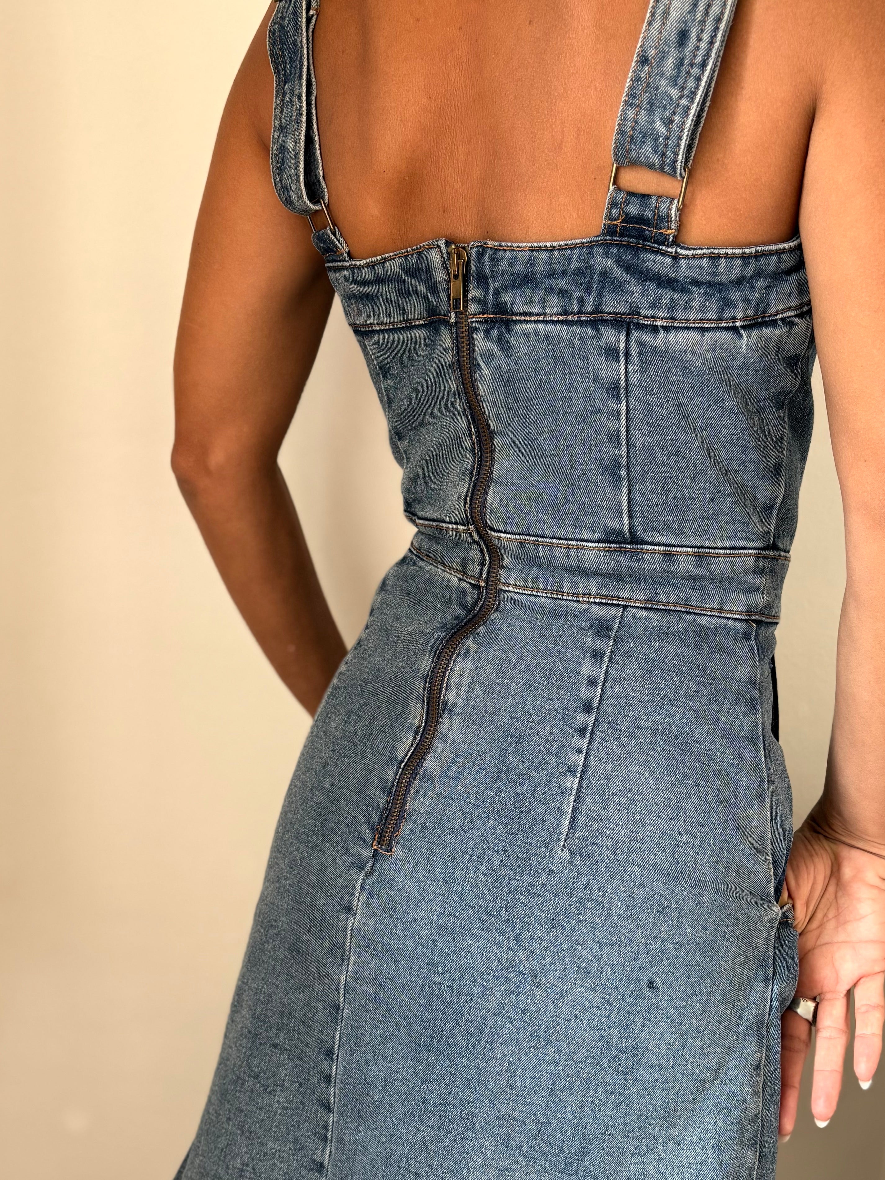 Vintage Denim Mini Dress – Fitted Button Front Sleeveless Size XS 34 | BARDO