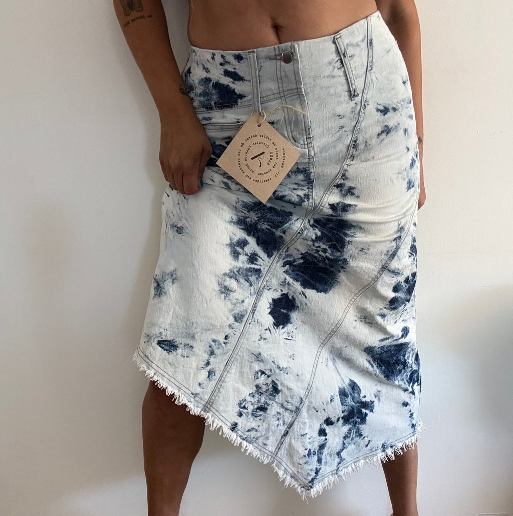 Vintage Nevada Asymmetric Denim Skirt Tie Dye Blue White XL | Bardo